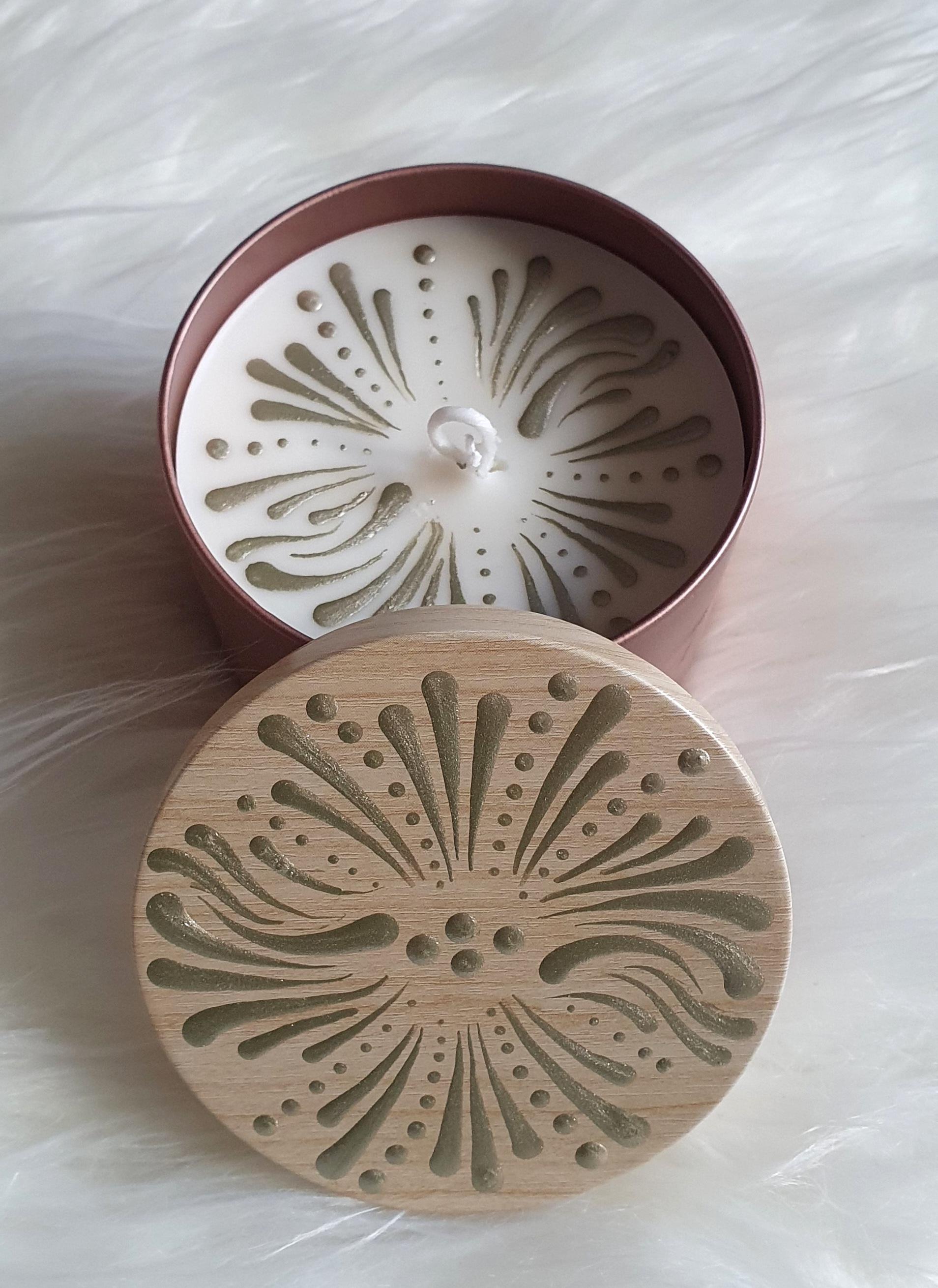 Bronz Elegancia – Kézzel Készített Tégelyes Mandala Gyertya