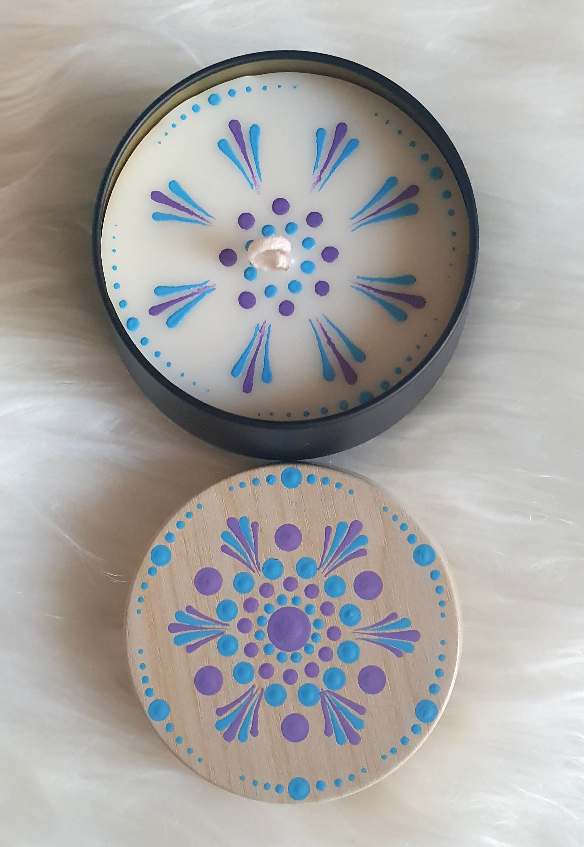 Kék-Lila kézzel festett mandala gyertya - Image 2
