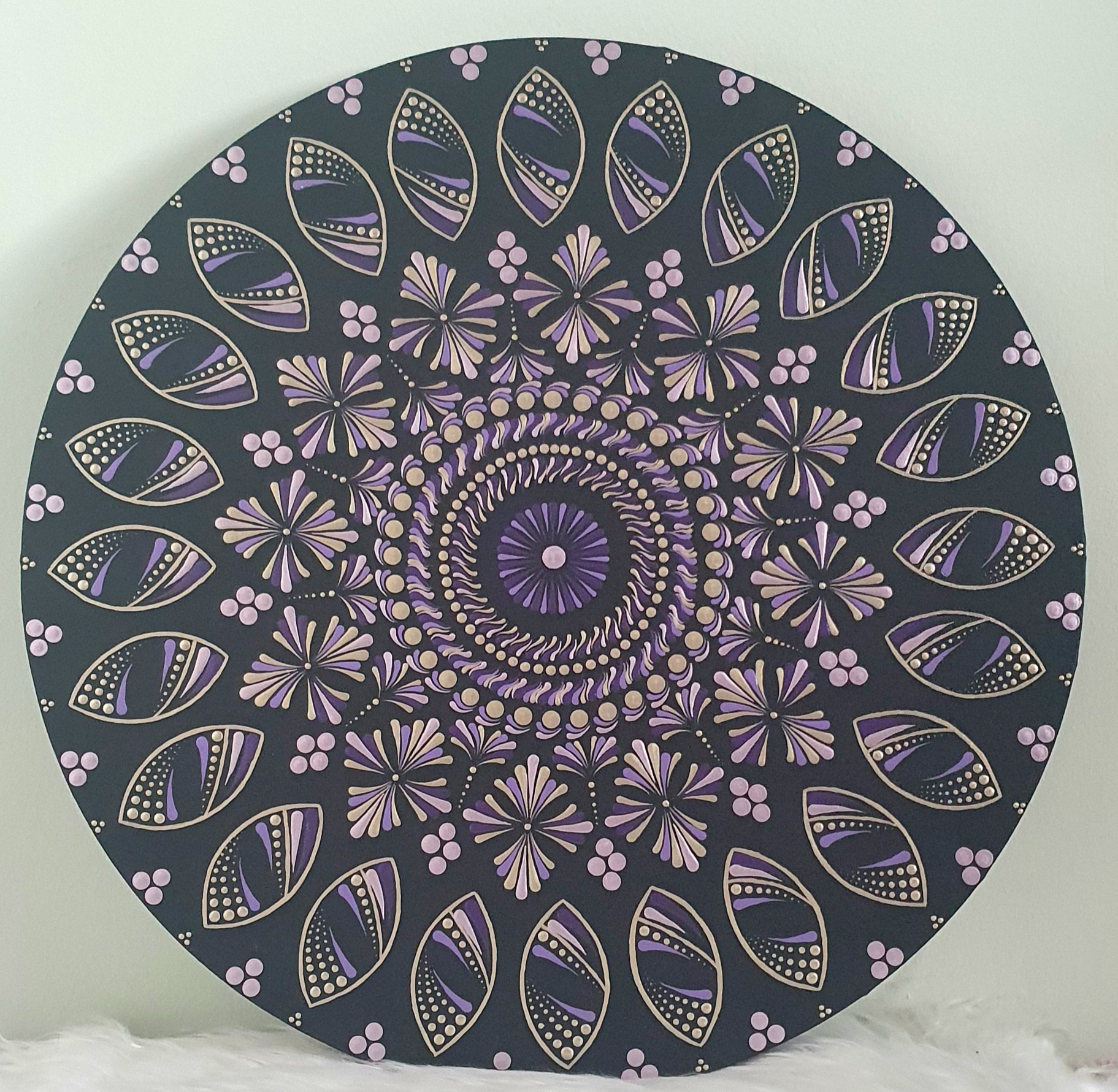 Intuitív Bölcsesség – 50 cm Kézzel Pontozott Prémium Mandala Festmény