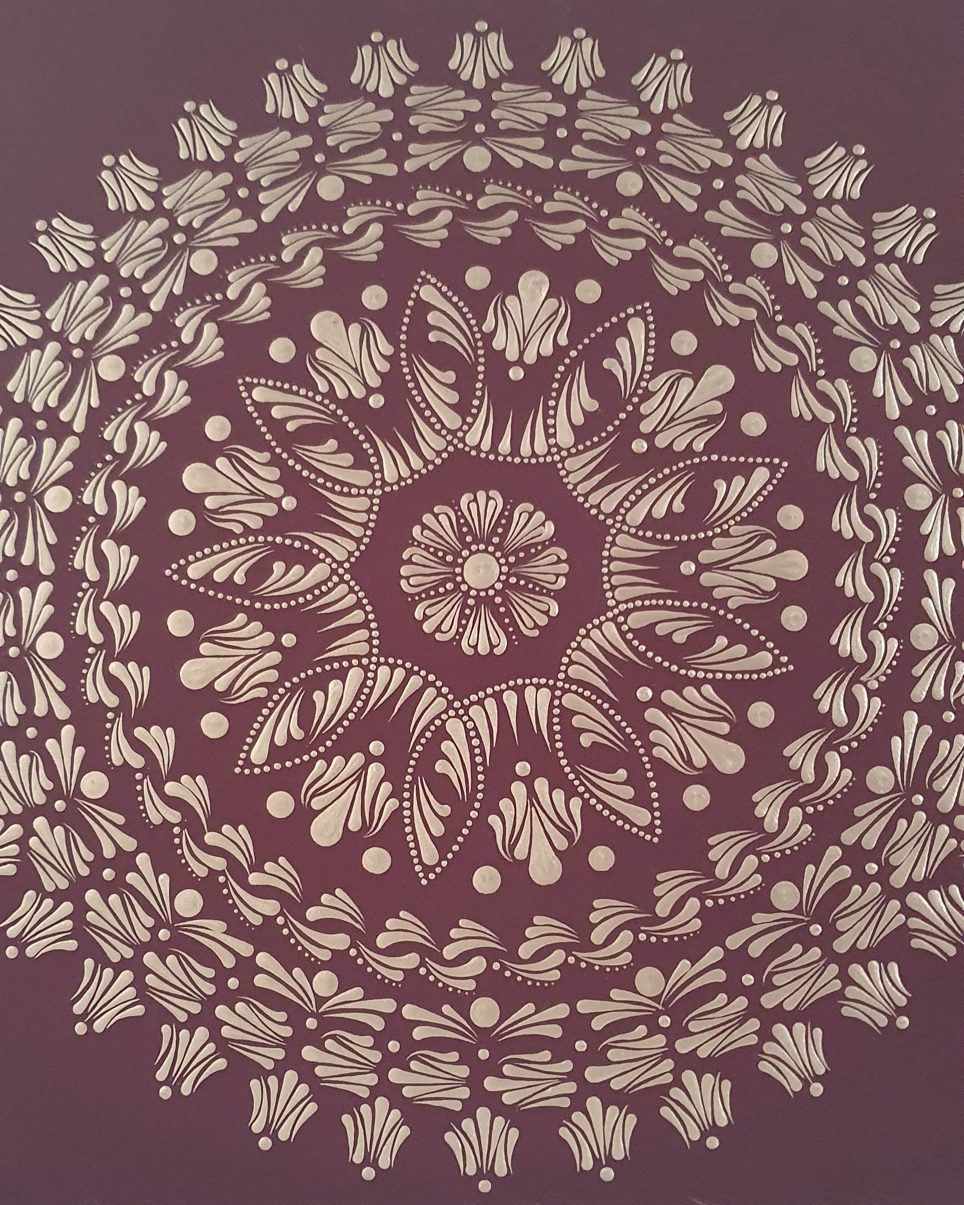 Királyi Burgundia – 40 x 40 cm Kézzel Pontozott Prémium Mandala Festmény - Image 2