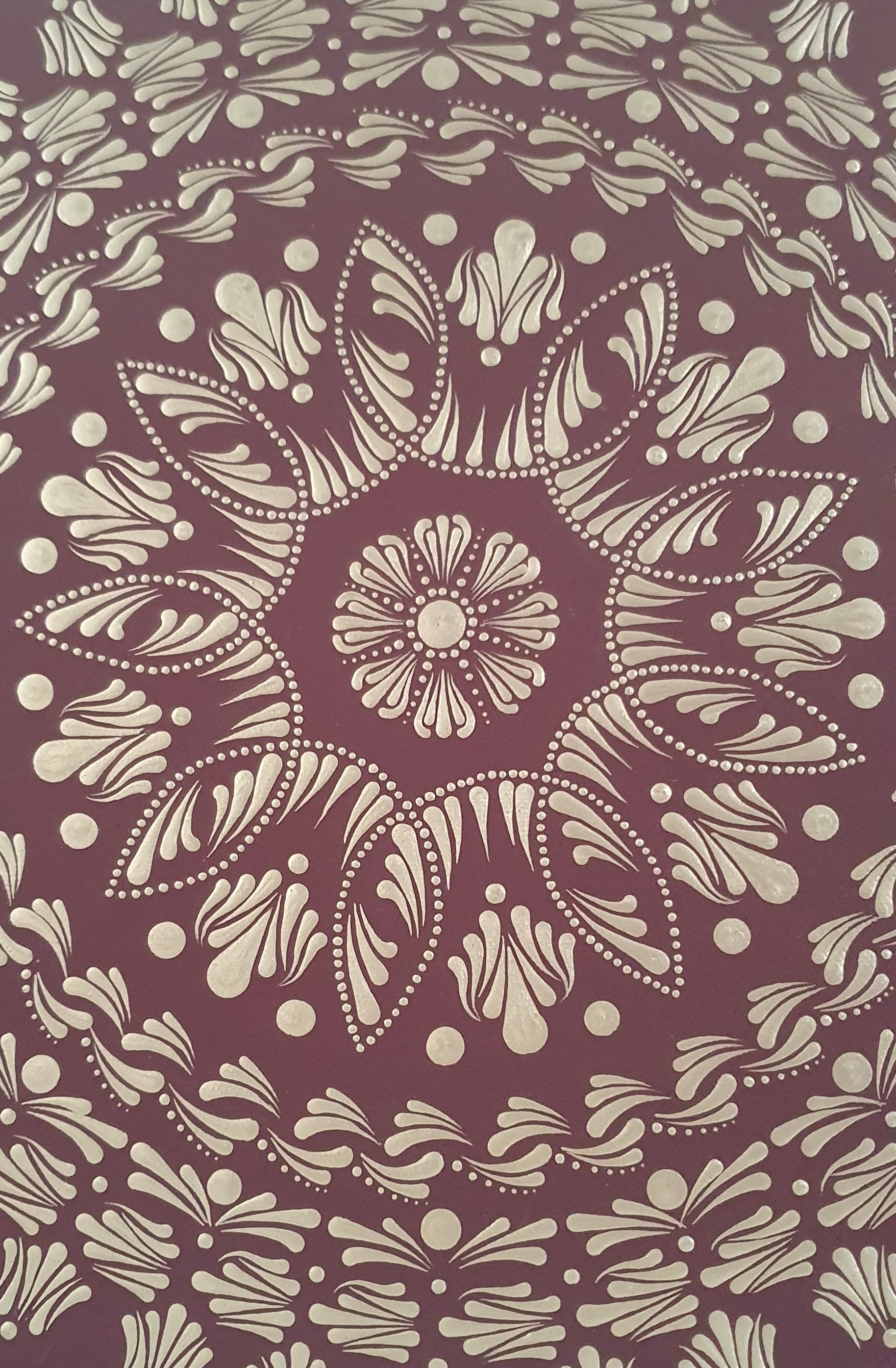 Királyi Burgundia – 40 x 40 cm Kézzel Pontozott Prémium Mandala Festmény - Image 3