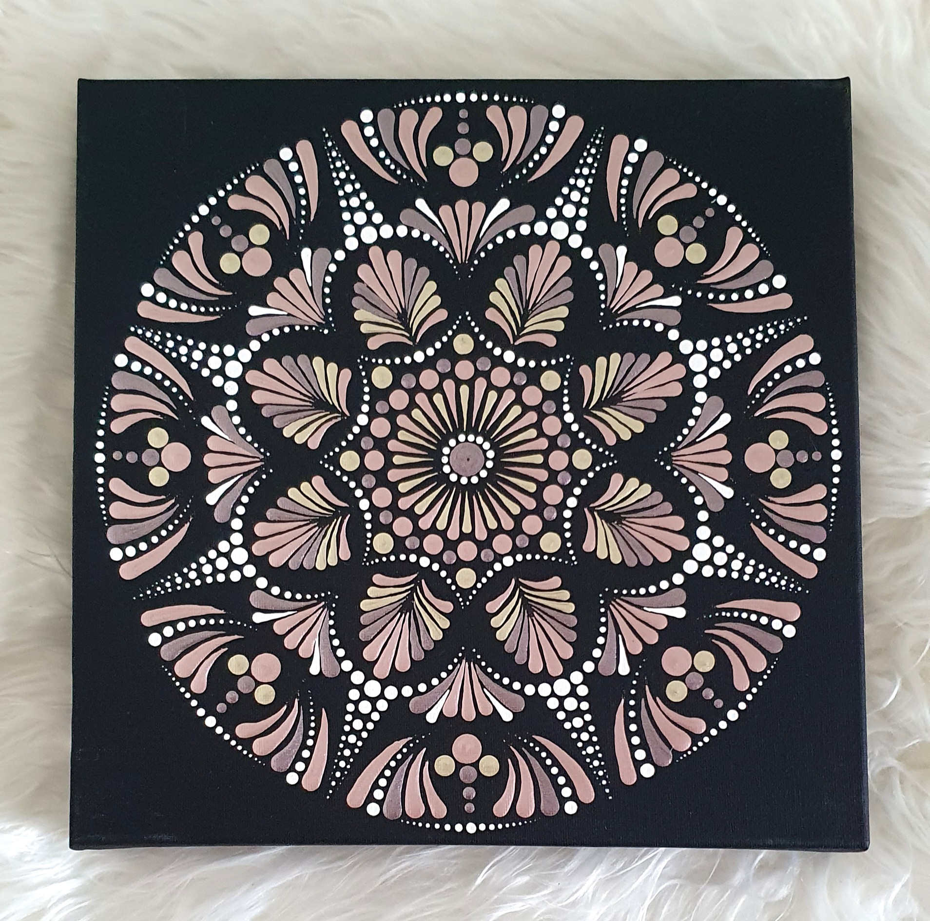 Lélekharang – 30 x 30 cm Kézzel Pontozott Prémium Mandala Festmény